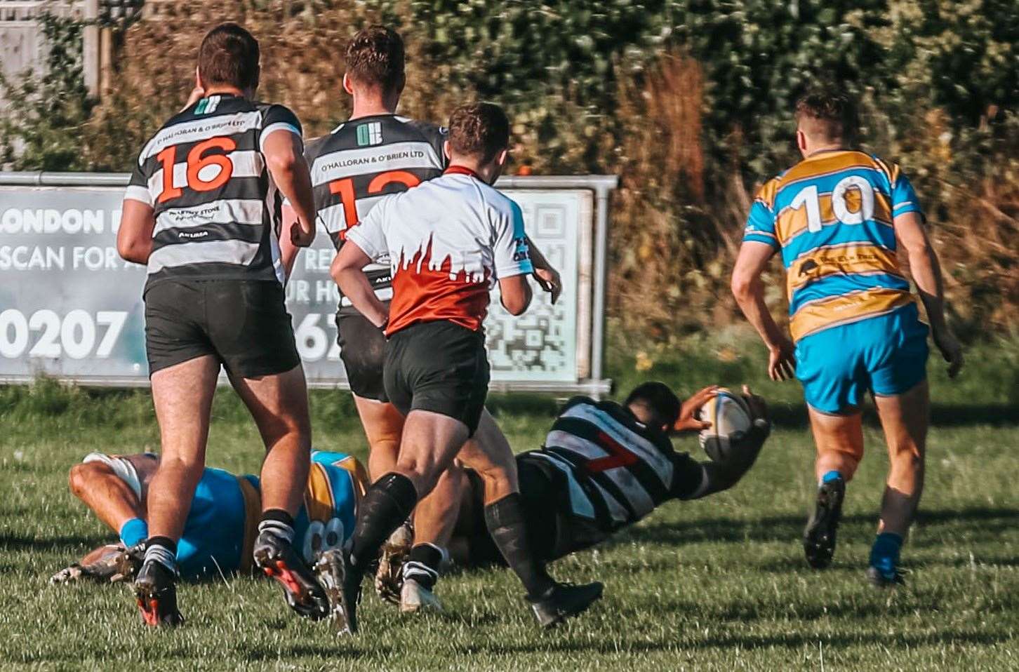 Samraj Chahal scores a try during Gravesend's defeat to Beckenham. Picture: JP_Photographeruk