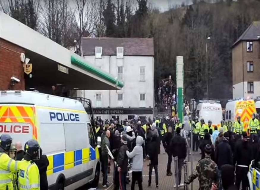 Some far right protesters separated and got into Effingham Crescent where conflict ensued