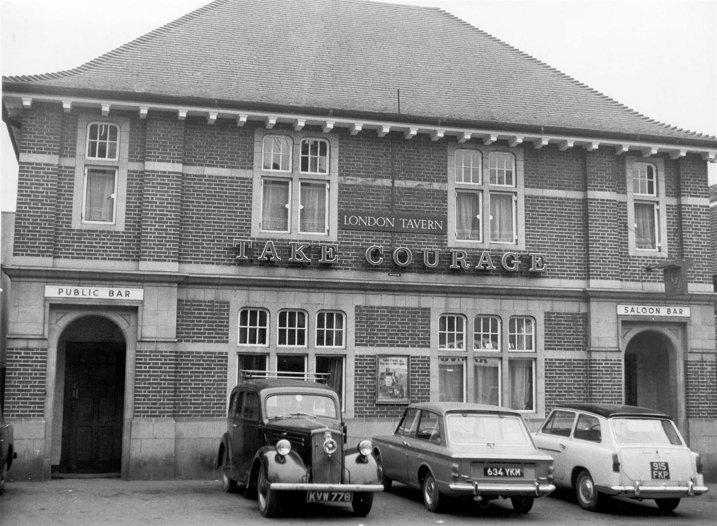 The London Tavern in Maidstone, February 1964