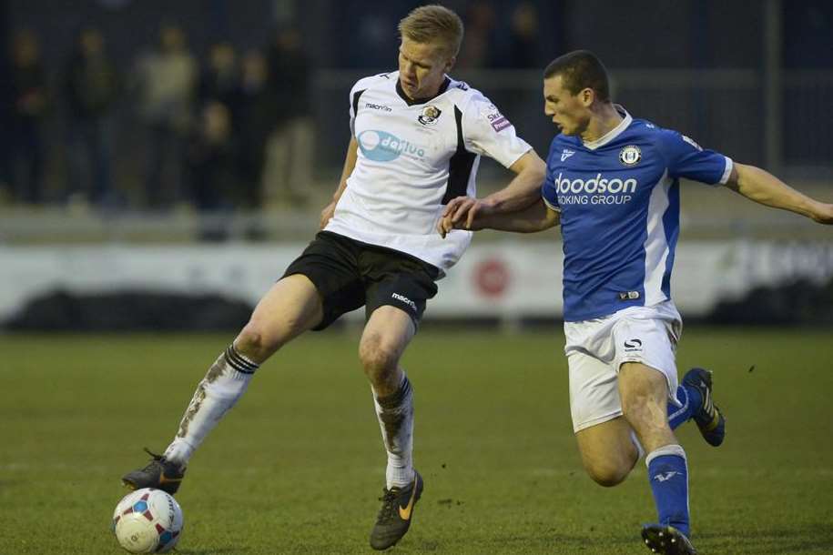 Jim Stevenson in action for Dartford against Halifax (Pic: Andy Payton)