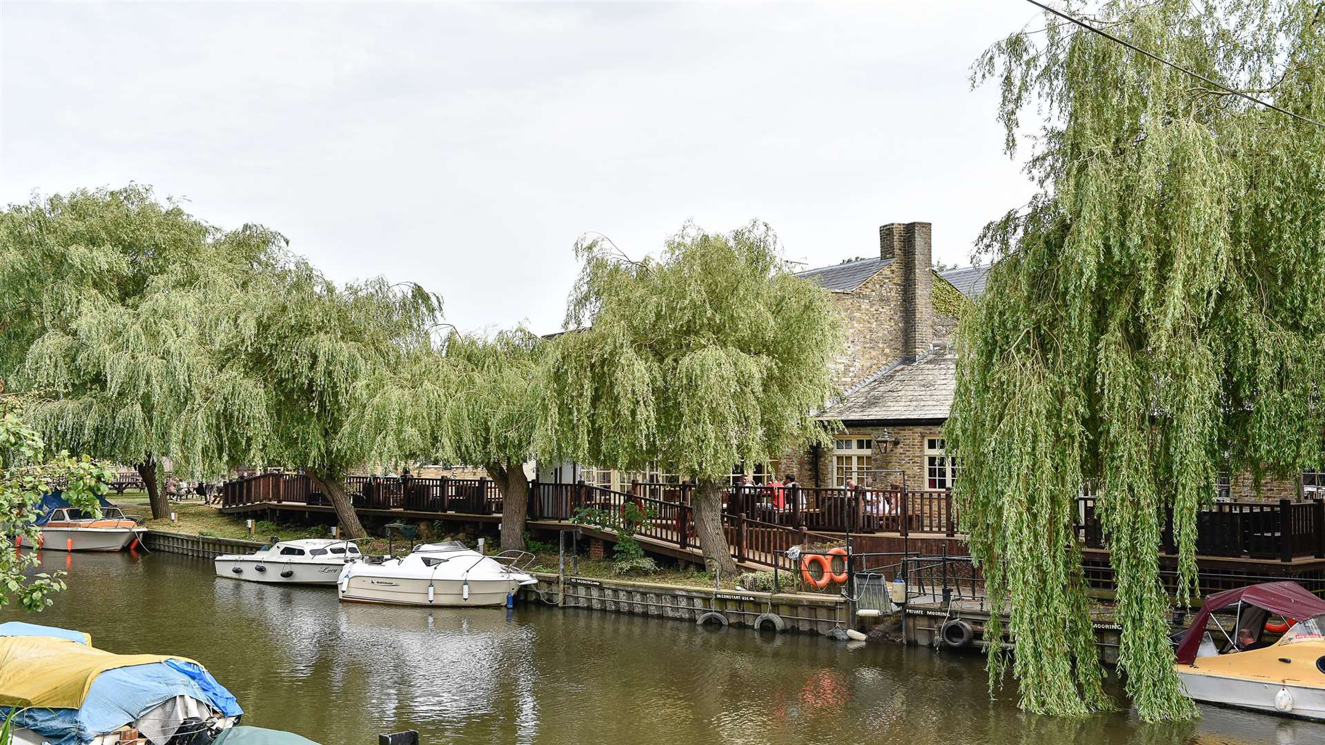 The Grove Ferry pub