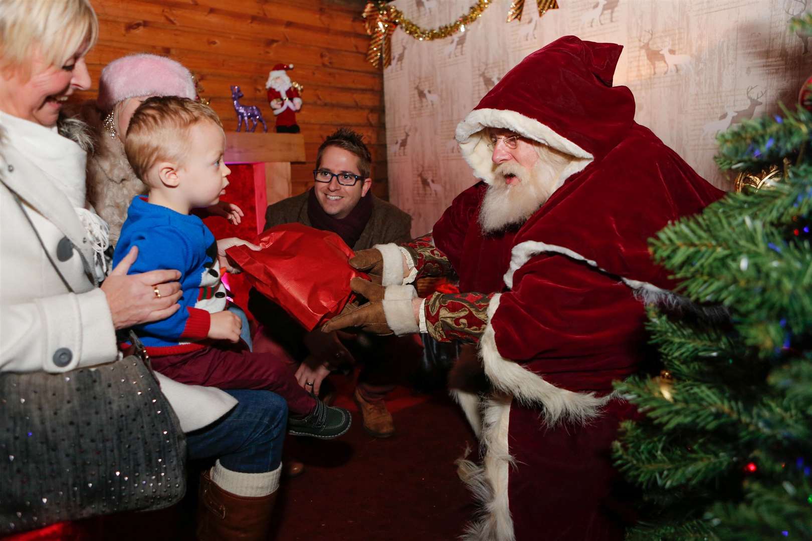 Leeds Castle's Christmas Market is opened on November 24