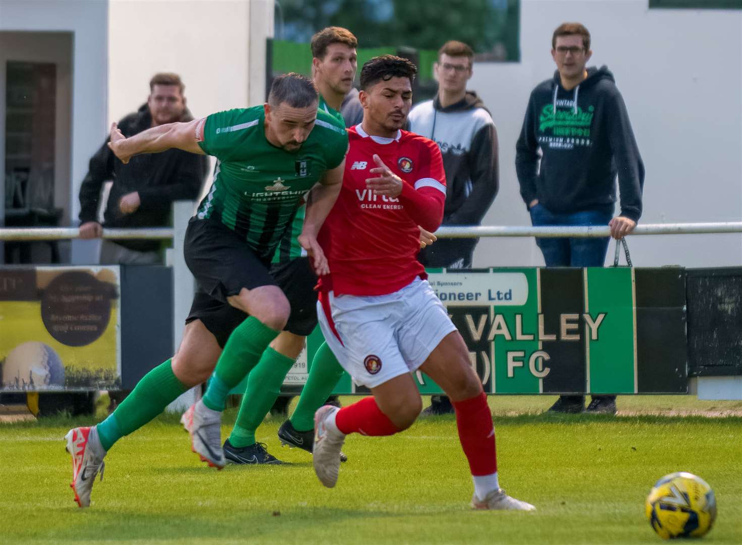 Fleet's Toby Edser battles Cray Valley during Tuesday's pre-season friendly - a match Rakish Bingham missed after his injury against Punjab. Picture: Ed Miller/EUFC