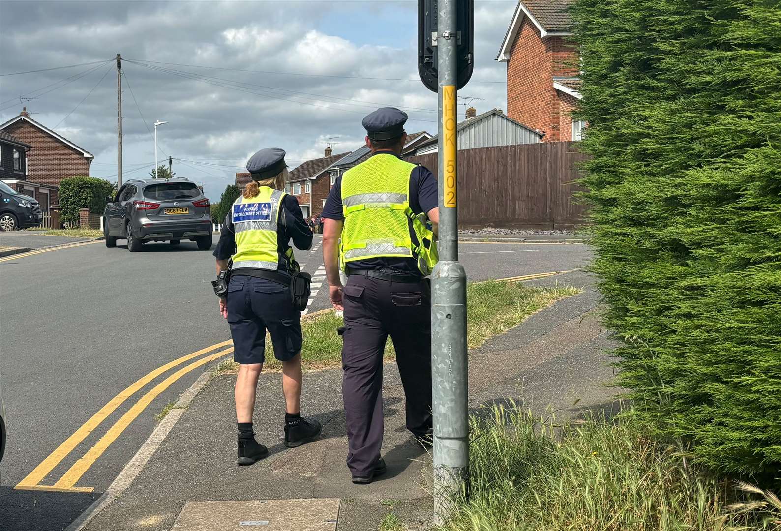 Traffic wardens have been spotted patrolling outside the Willesborough Schools - but residents say this is a rarity