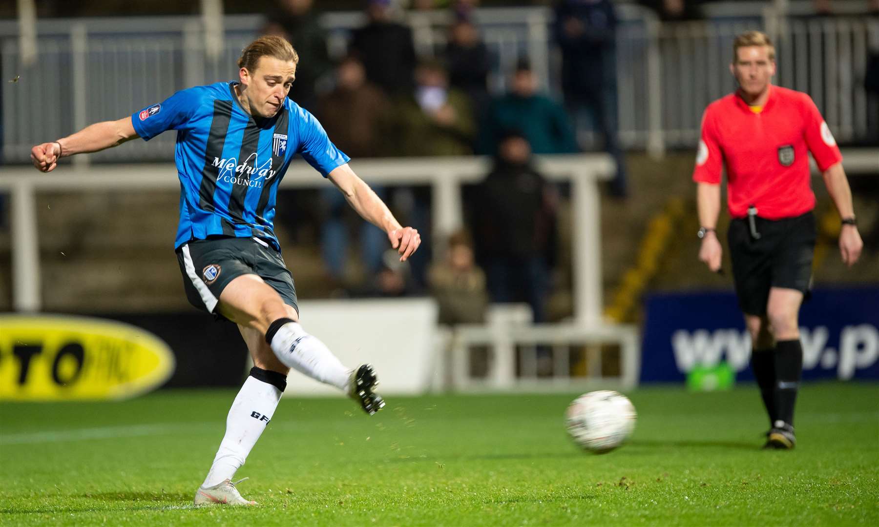 Tom Eaves scored a crucial last-gasp penalty at Hartlepool to keep the Gills in the FA Cup Picture: Ady Kerry