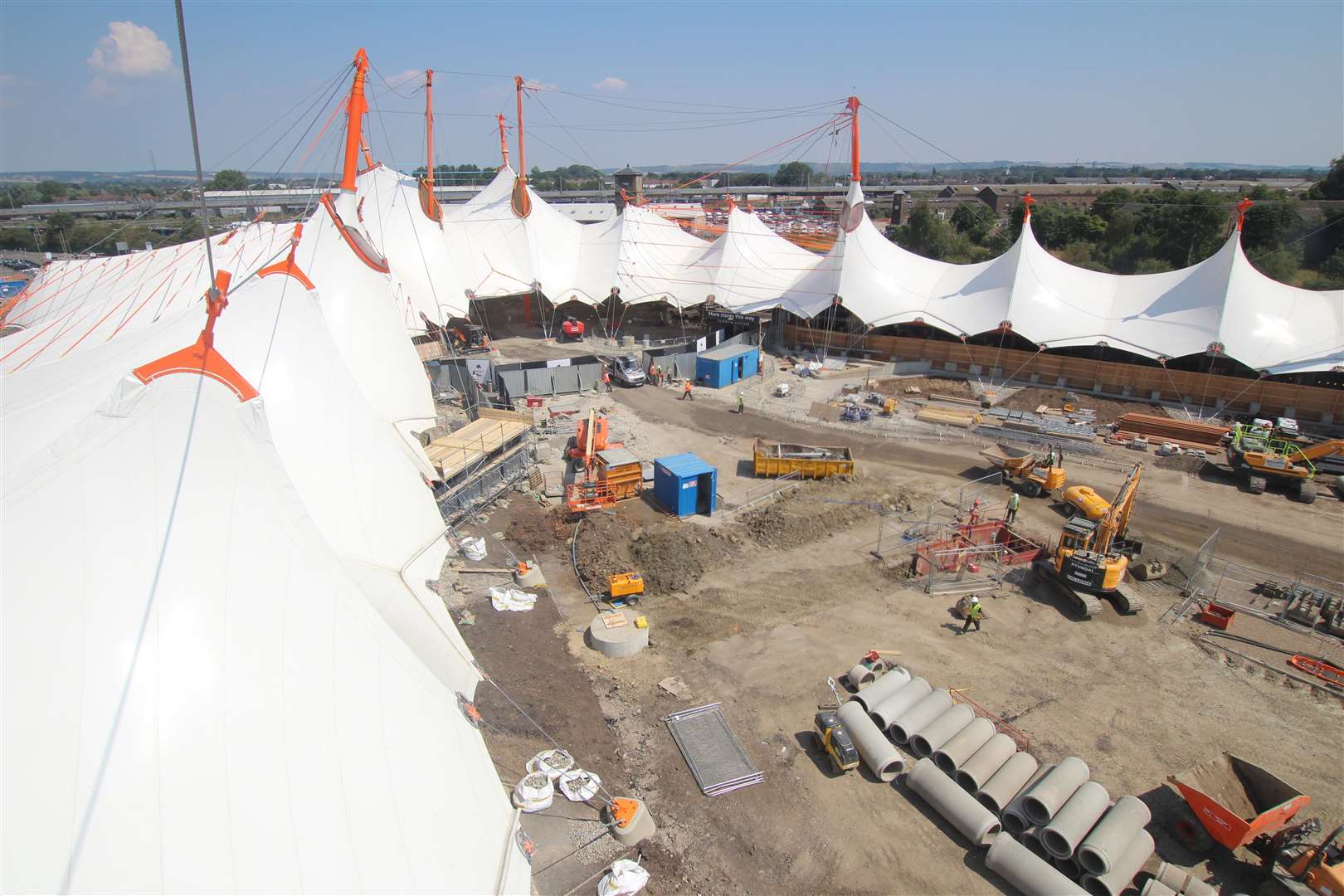 Work at the Designer Outlet