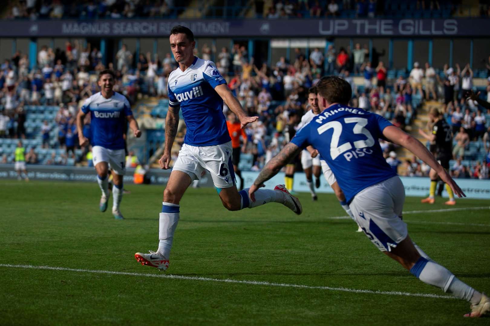 Shaun Williams celebrates his 95th minute goal which came from Connor Mahoney’s corner Picture: @Julian_KPI