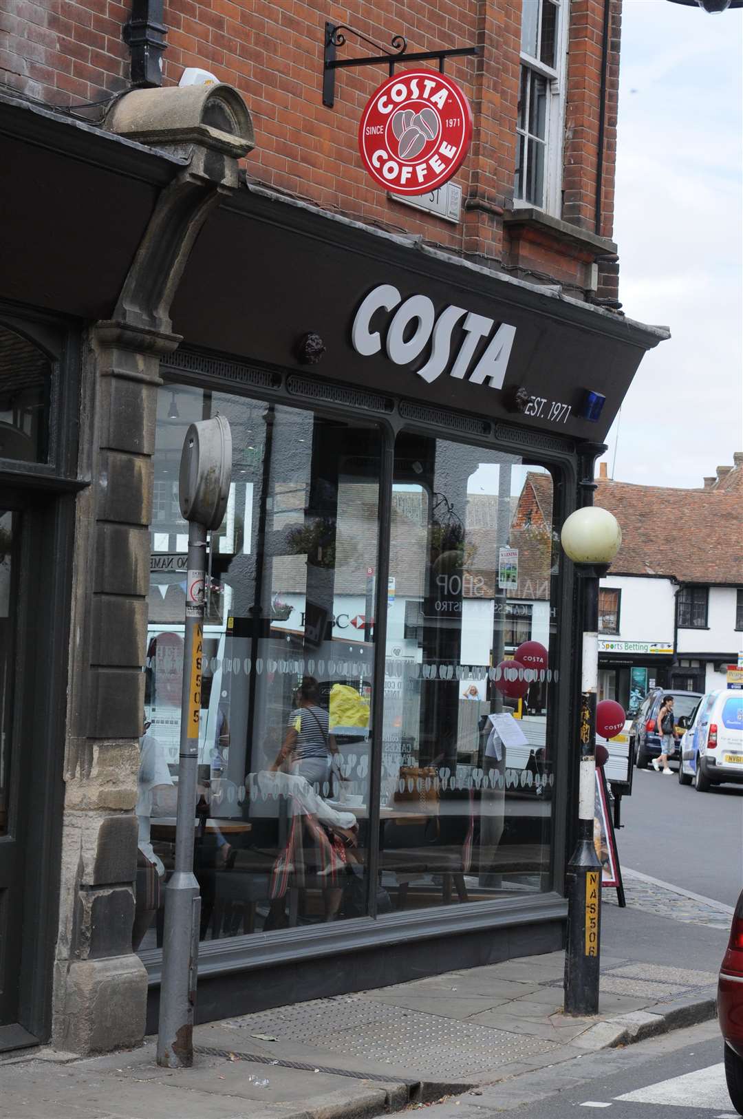 Costa in Sandwich