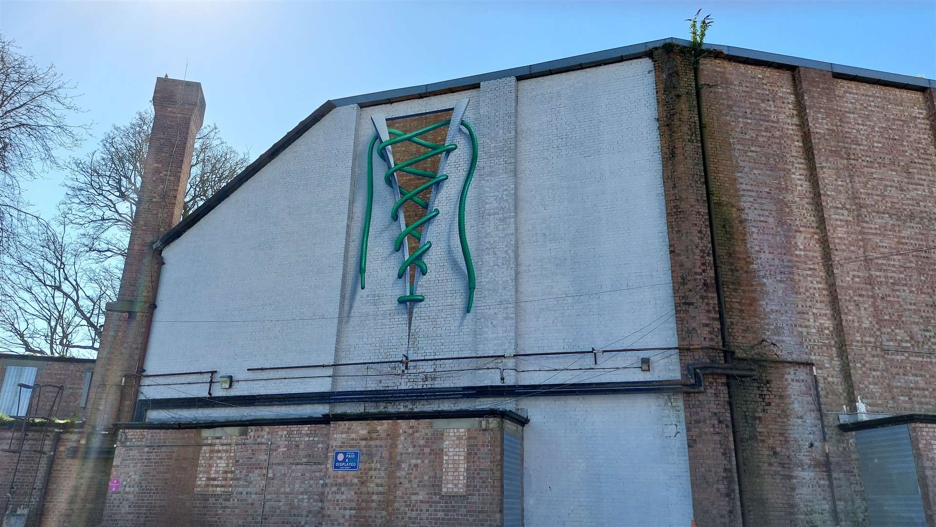 "Too big for your boots" by Alex Chinneck on the back of the former Mecca Bingo building