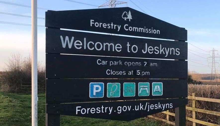 Jeskyns Community Woodland, Henhurst Road, Gravesend