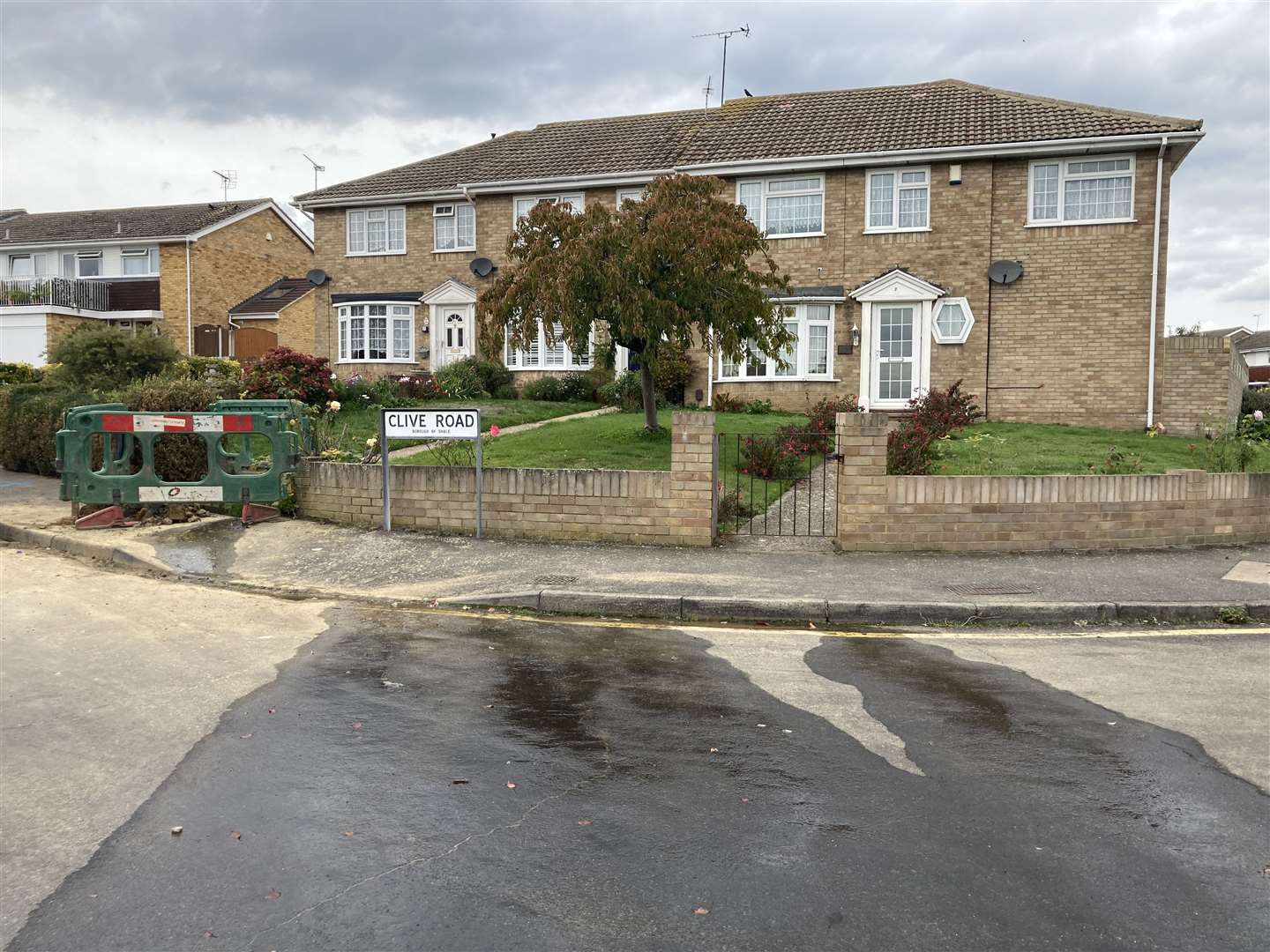 Water leak in Clive Road, Sittingbourne