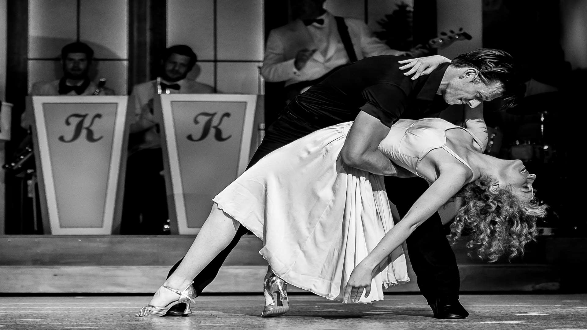 Katie Hartland as Baby and Lewis Griffiths as Johnny in Dirty Dancing at the Orchard Theatre