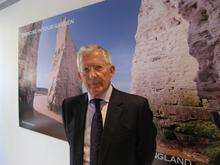 Nick Hewer