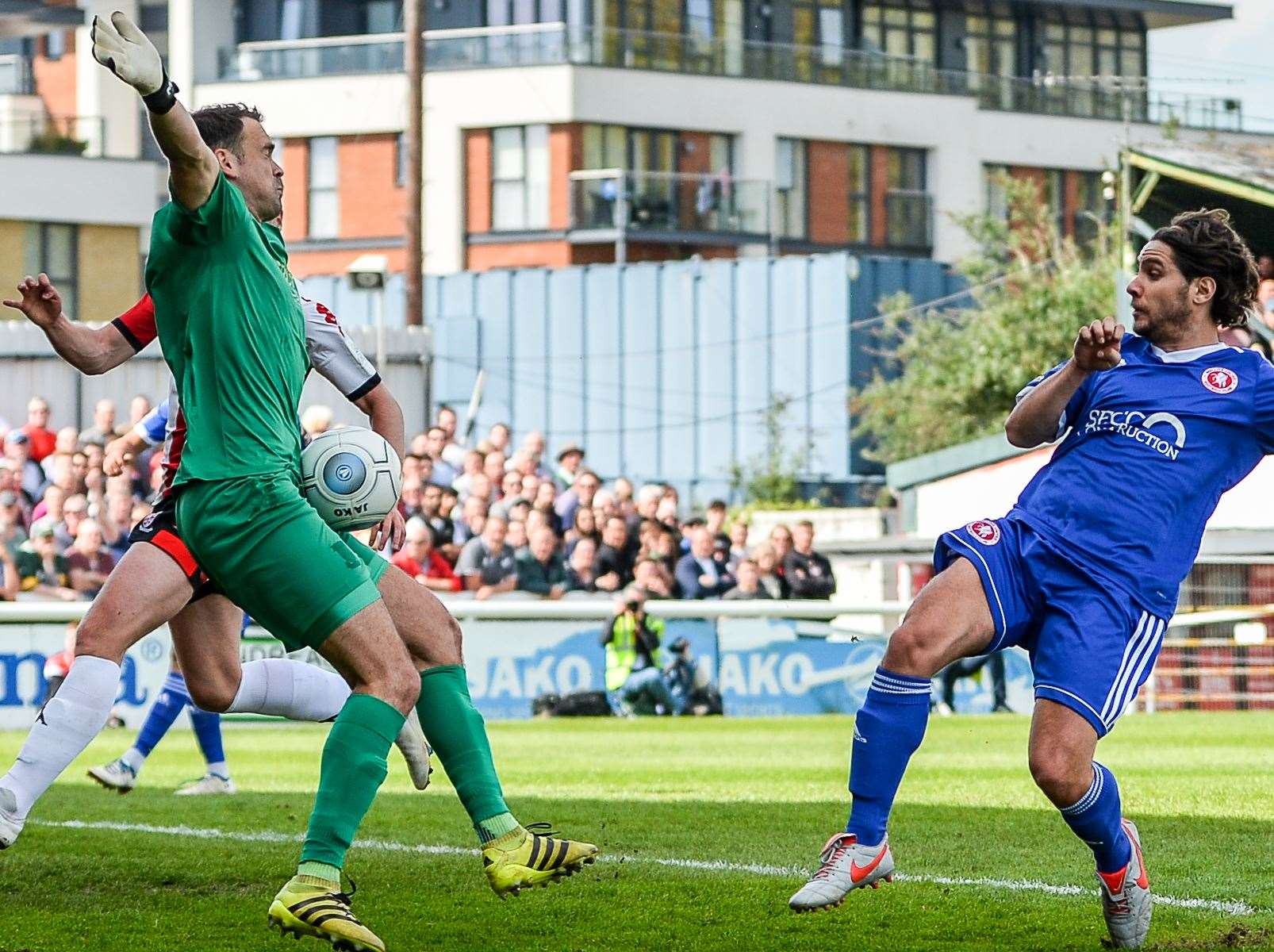 Bradley Goldberg goes close for Welling against Woking. Picture: Dave Budden