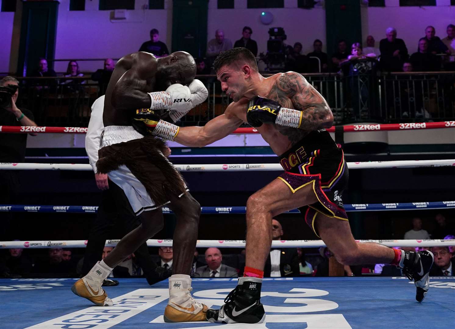 Maidstone boxer Sam Noakes beat Yvan Mendy to win the vacant European lightweight title at York Hall last time out Picture: Stephen Dunkley / Queensberry Promotions