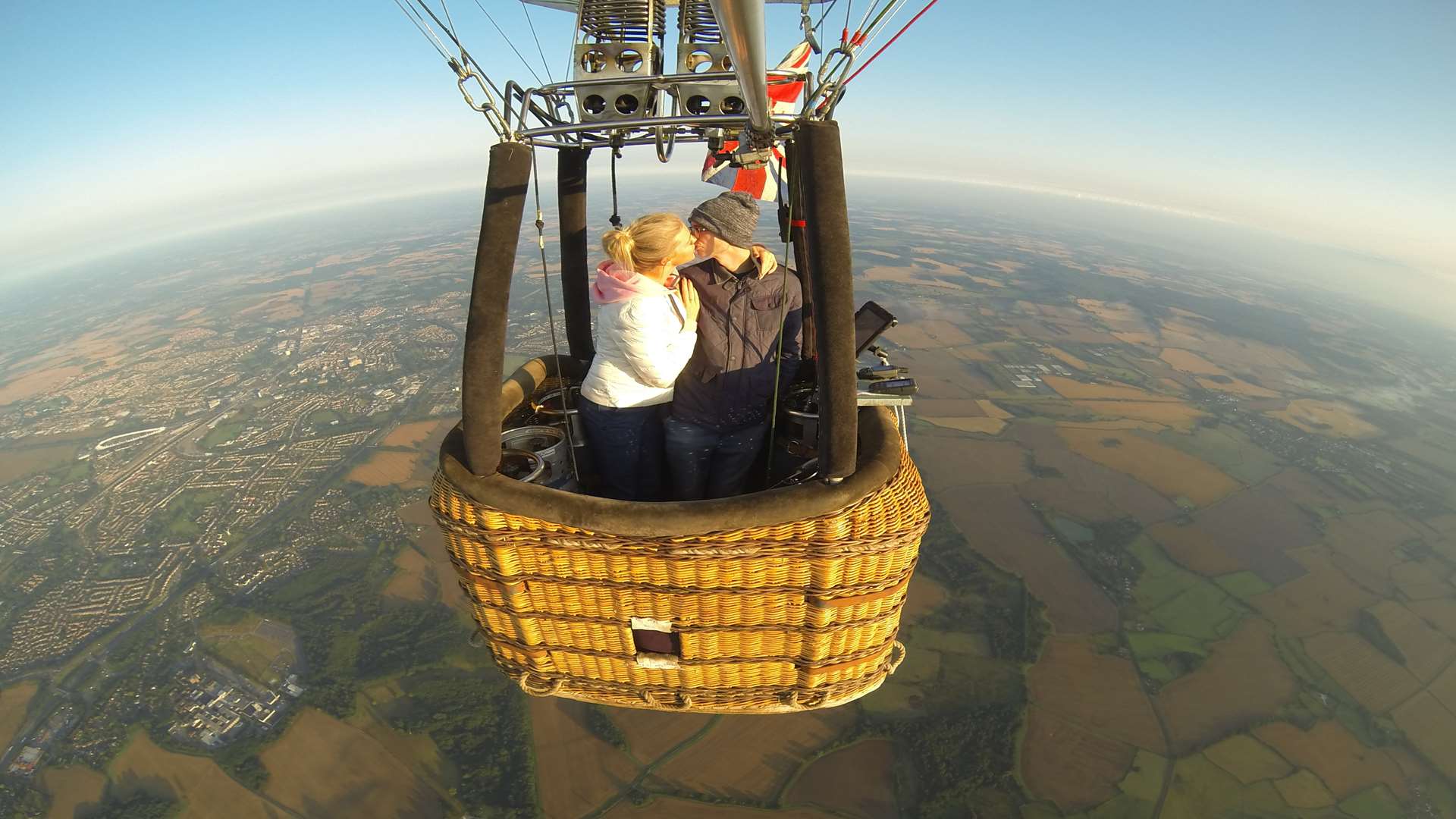 Lovers can fly high in a hot air balloon flight across Kent