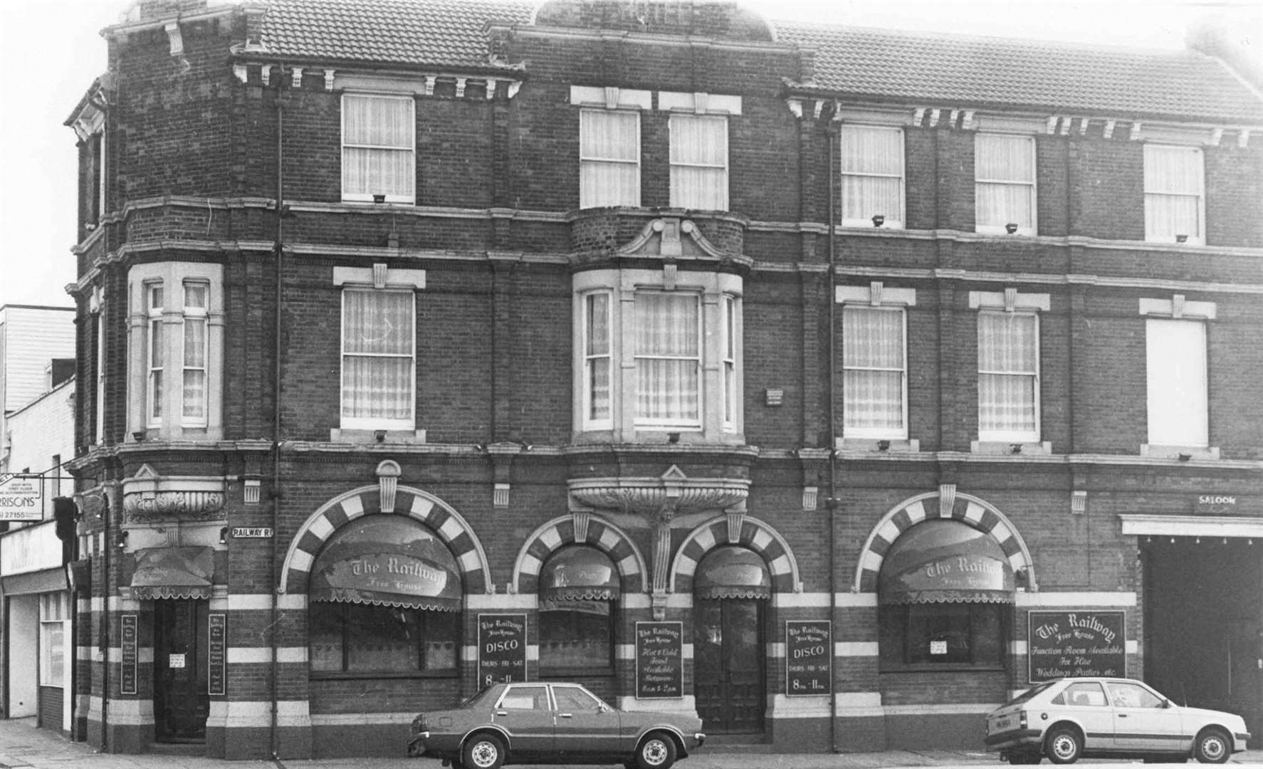 The Railway Hotel, Sheerness - October 1988