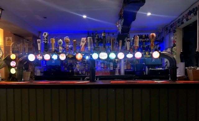 I counted 19 taps in all, including three ciders at the side, but unfortunately the four most interesting ones to us were all off