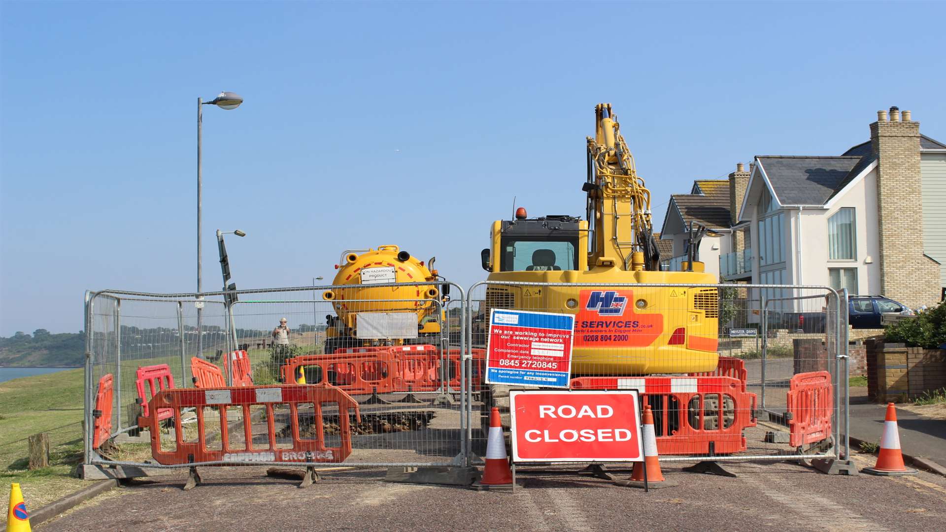 Sewer repairs close The Leas at Minster, Sheppey