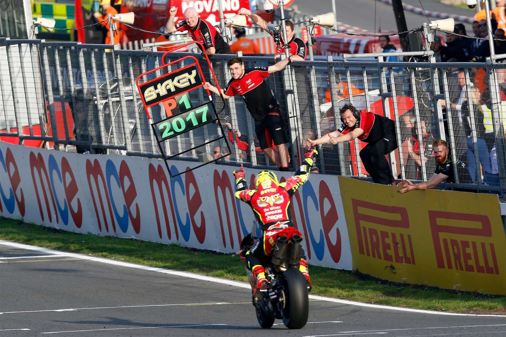 Shane 'Shakey' Byrne wins the title at the final round of the British Superbikes at Brands Hatch in October 2017. Picture: Peter Still