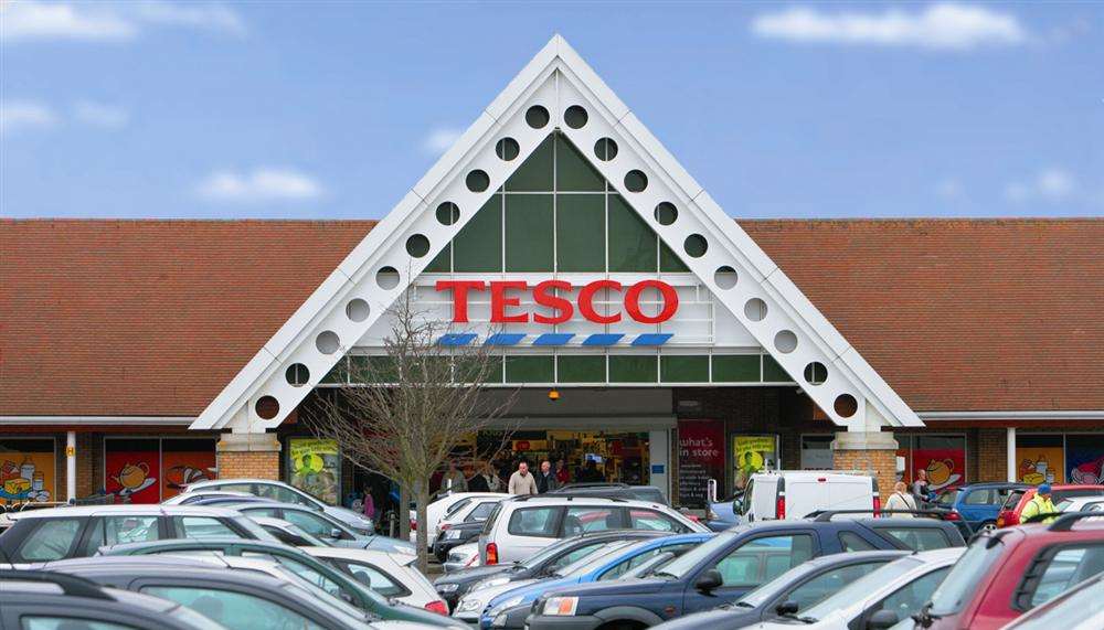 Tesco supermarket in Park Farm, Ashford