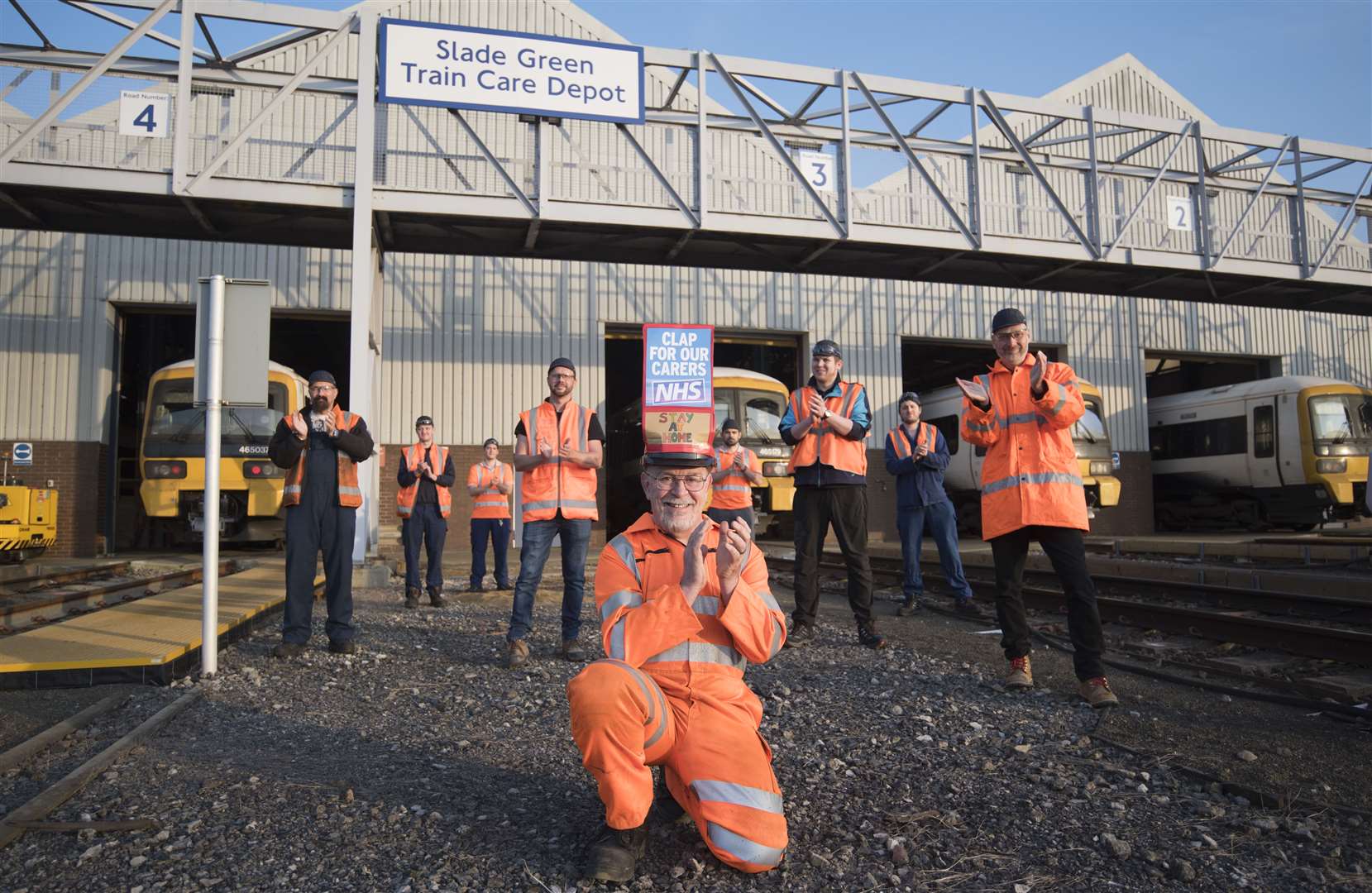 Southeastern workers supporting Clap for Carers