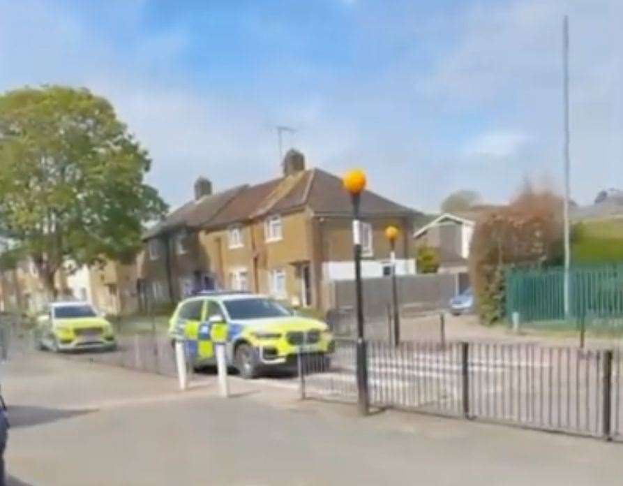 Officers were called to Darnley Road in Strood. Picture: @chardonnay.dd