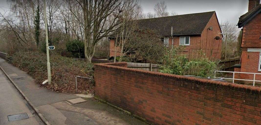 The alleyway that runs alongside the Heathfield housing estate