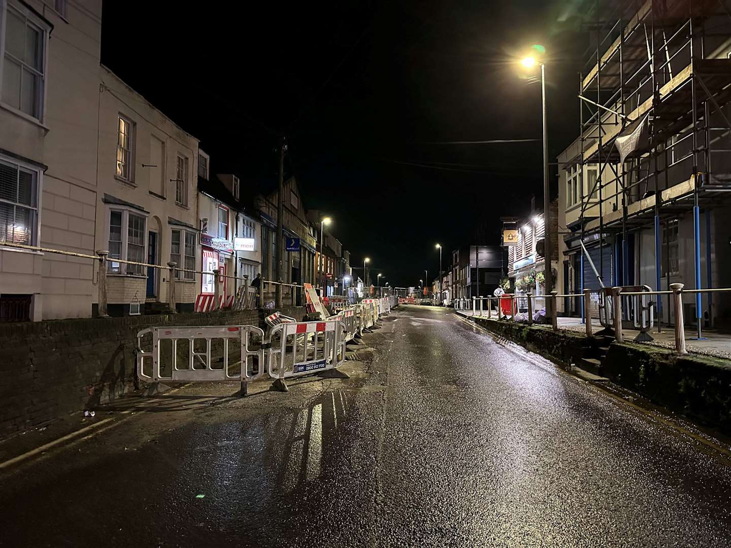 A deserted Wincheap at 7.30pm on Thursday despite SGN extending its working hours. Picture: Ian Johnson