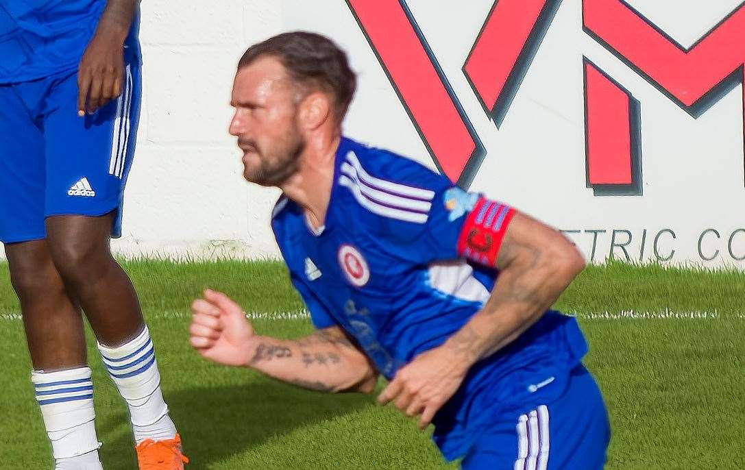 Dover skipper James Dunne, pictured in action during his Welling days, has joined Chatham. Picture: Ed Miller/EUFC