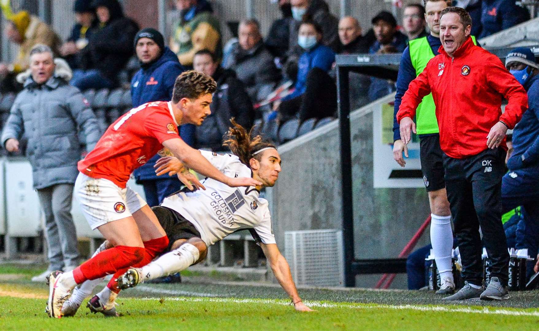 Dartford's Nassim L'Ghoul clashes with Fleet's Jack Paxman. Picture: Dave Budden (43794894)