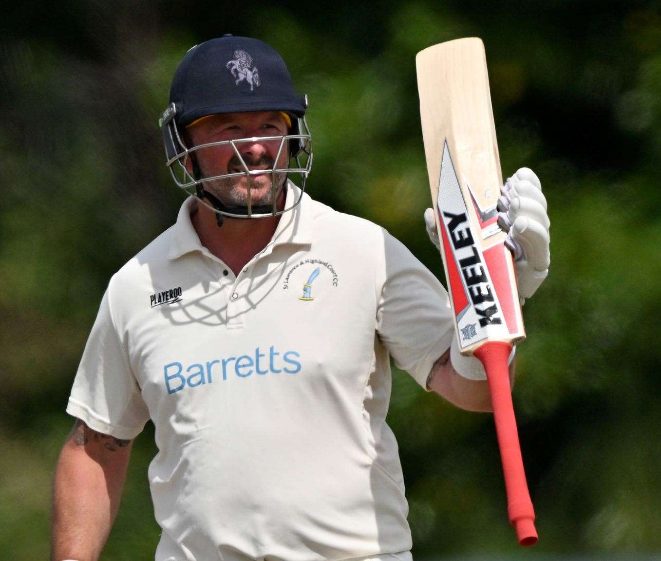 Darren Stevens celebrating his century. Picture: Keith Gillard