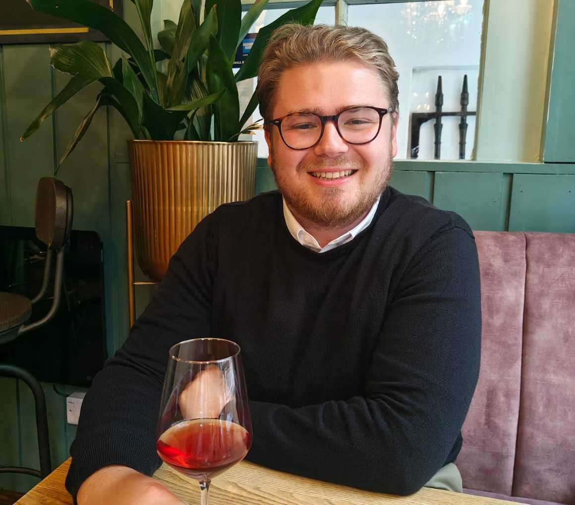 Our reporter Louis Walker set out to enjoy a few glasses and learn more about wine bars in Kent