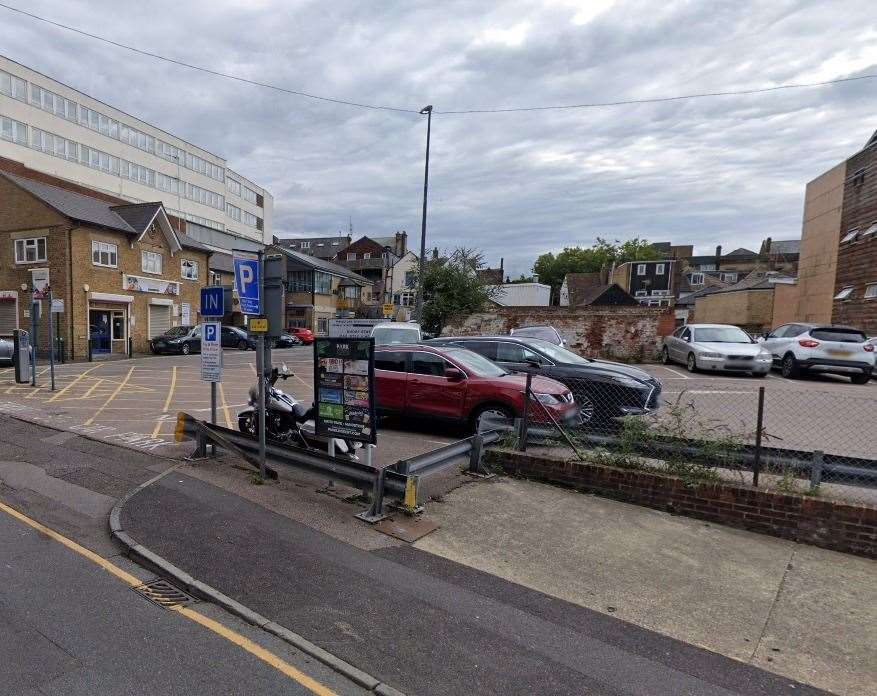 Man jailed for attack on police officers in Medway Street car park ...