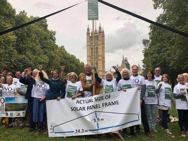 Helen Whately with campaigners at Westminster