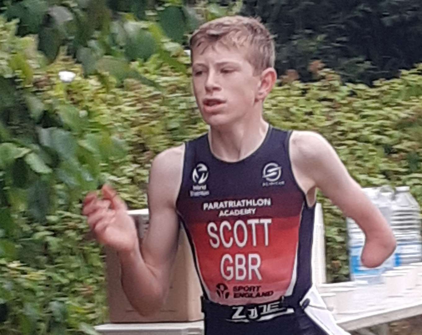 Kent para-triathlete Ollie Scott in action