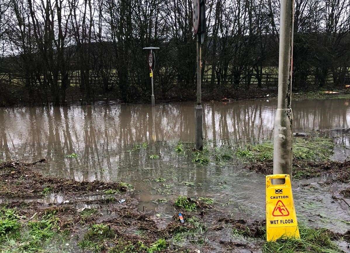 The M26 junction is flooded. Picture: @mrmoody1962