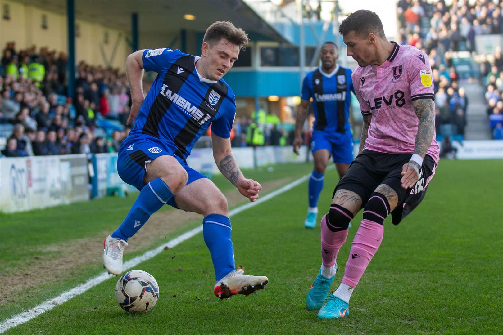 Midfielder Ben Thompson in weekend action against Sheffield Wednesday Picture: KPI