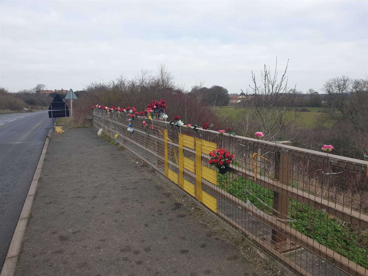 The memorial to Lee Harlow on the Bullockstone Road bridge