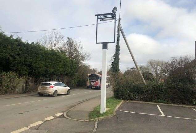 Like several other areas of the pub, the sign outside in the car park doesn’t have a fully finished look!