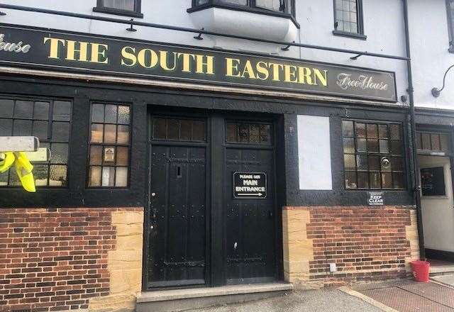 Looking more traditional, the main entrance to pub is actually at the side rather than the front