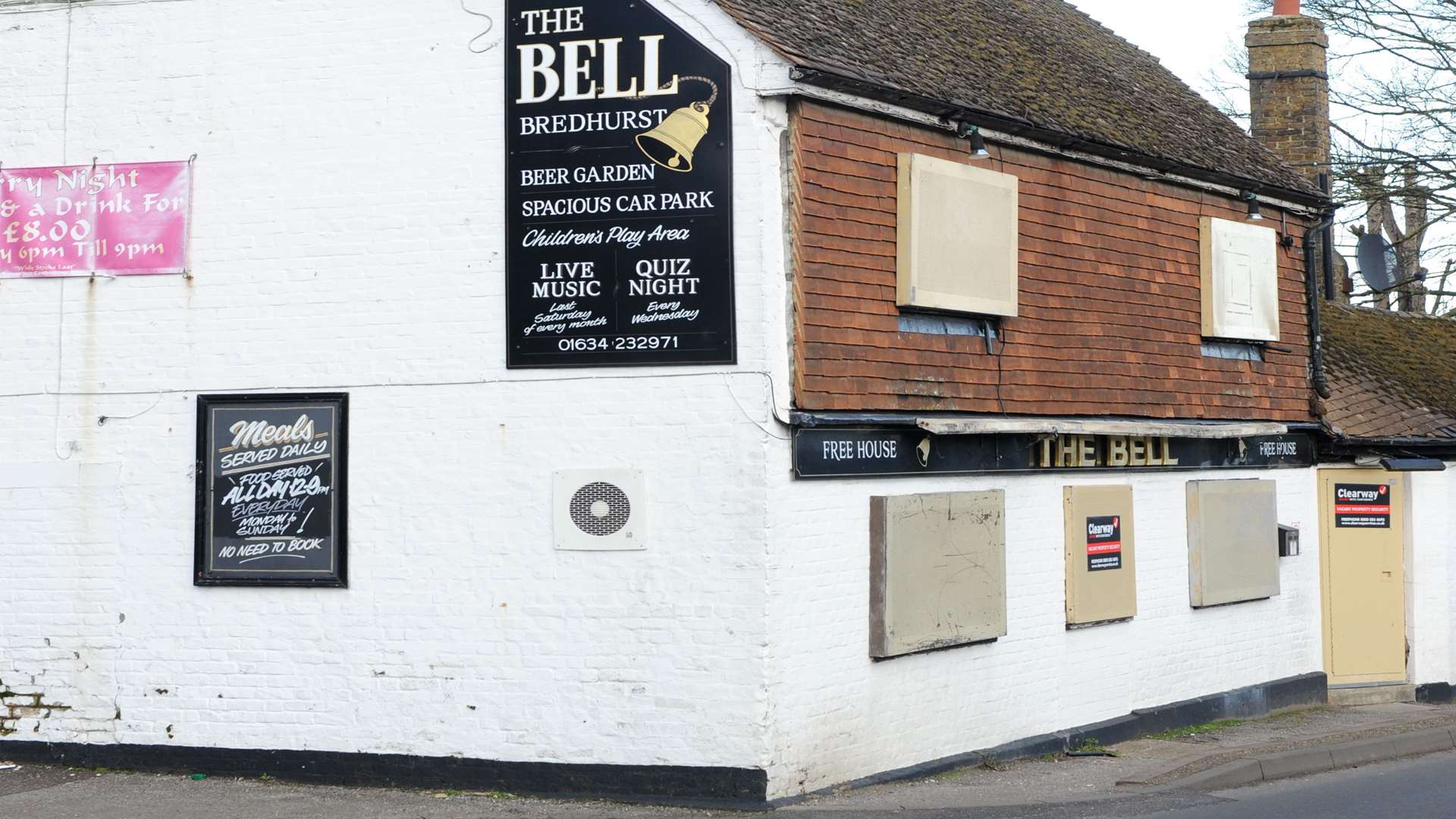 The Bell pub, The Street, Bredhurst