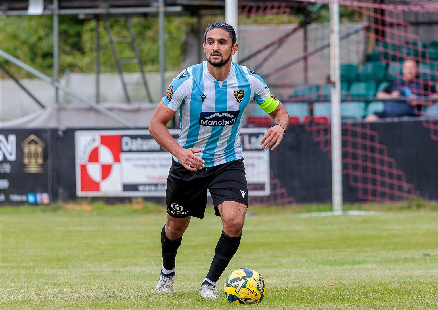 Harry Kyprianou offers Maidstone versatility all over the park. Picture: Helen Cooper