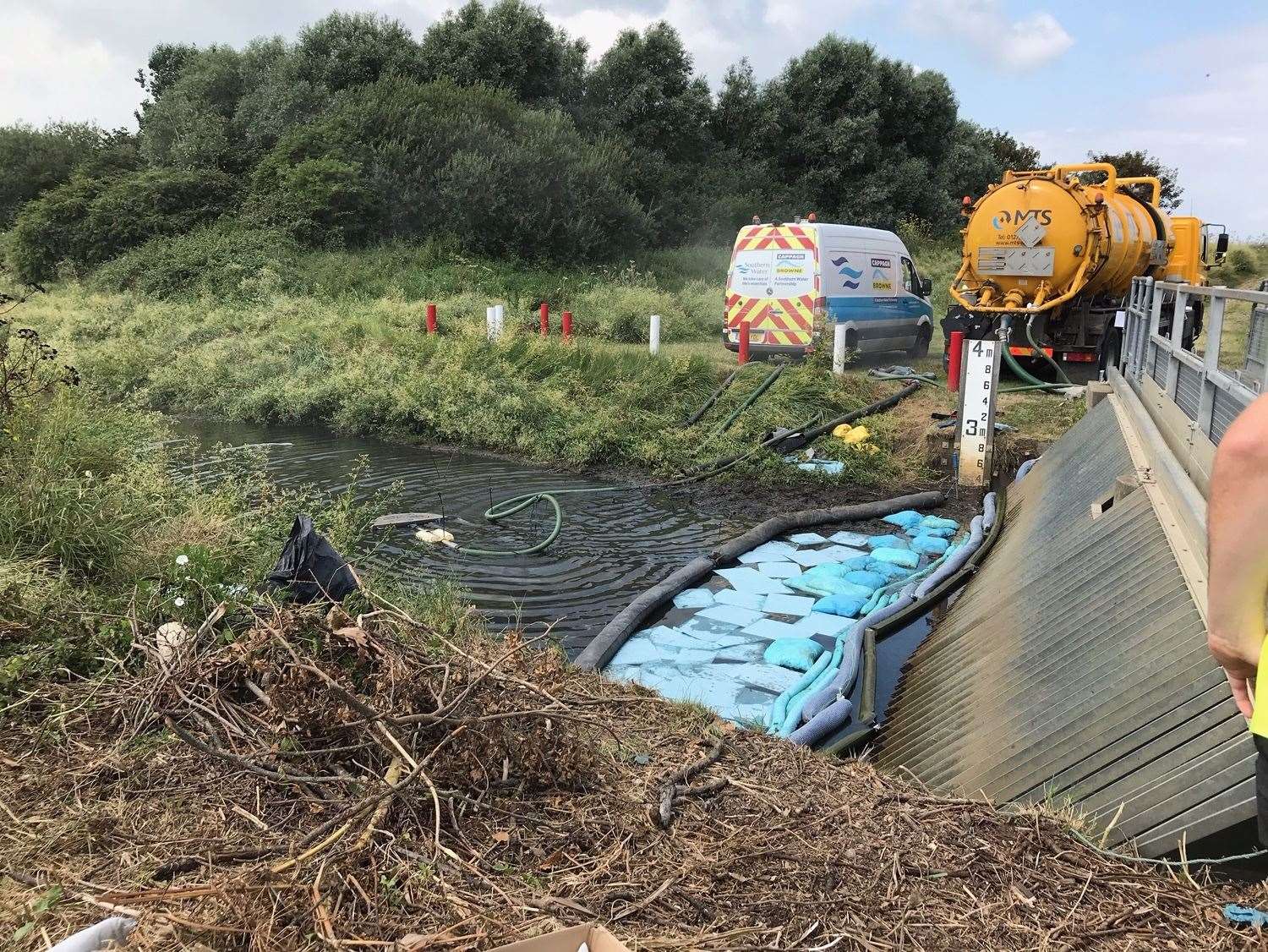 Southern Water are helping with the clear up today Pic: Environment Agency (14625523)