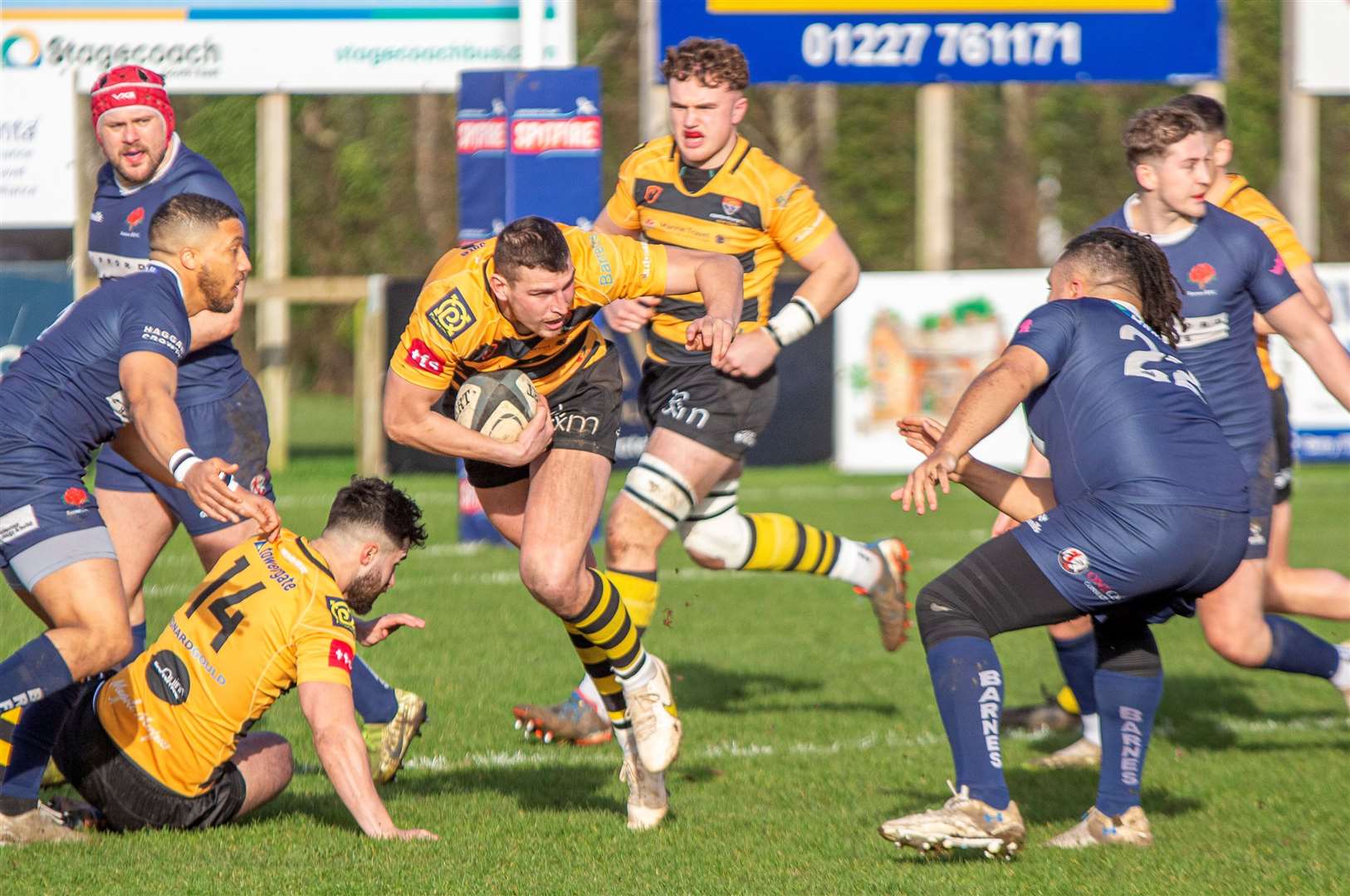 Canterbury’s Frank Morgan gets stuck in against Barnes. Picture: Phillipa Hilton