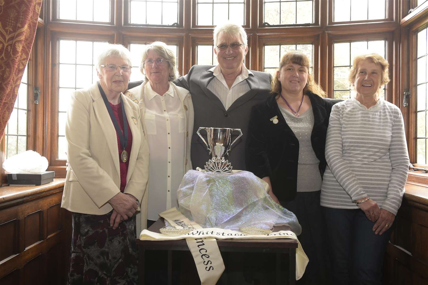 Committee members Carol Sims, Carol Simmons, Rob Stuart, Estelle Short and Glenys Rigden