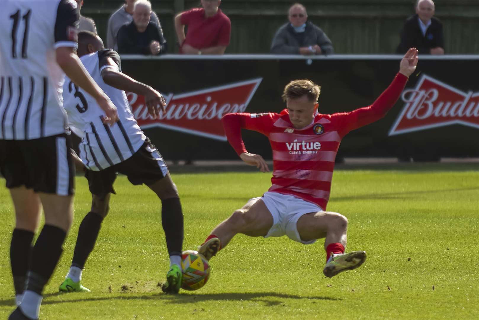 Ebbsfleet's Ben Chapman challenges against Hanwell during Saturday's FA Cup Third Qualifying Round tie. Picture: Ed Miller/EUFC