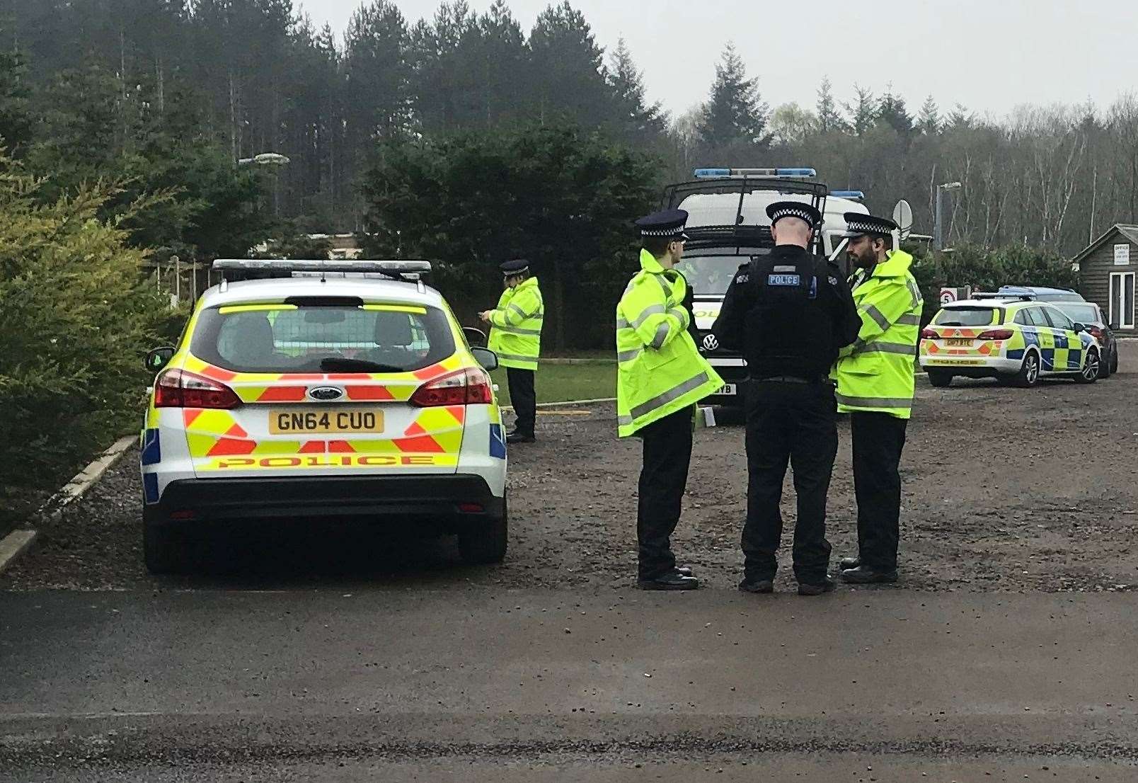 Police at the Brotherhood Wood caravan site in Gate Hill behind the Gate Services on the A2 in Dunkirk (8508525)