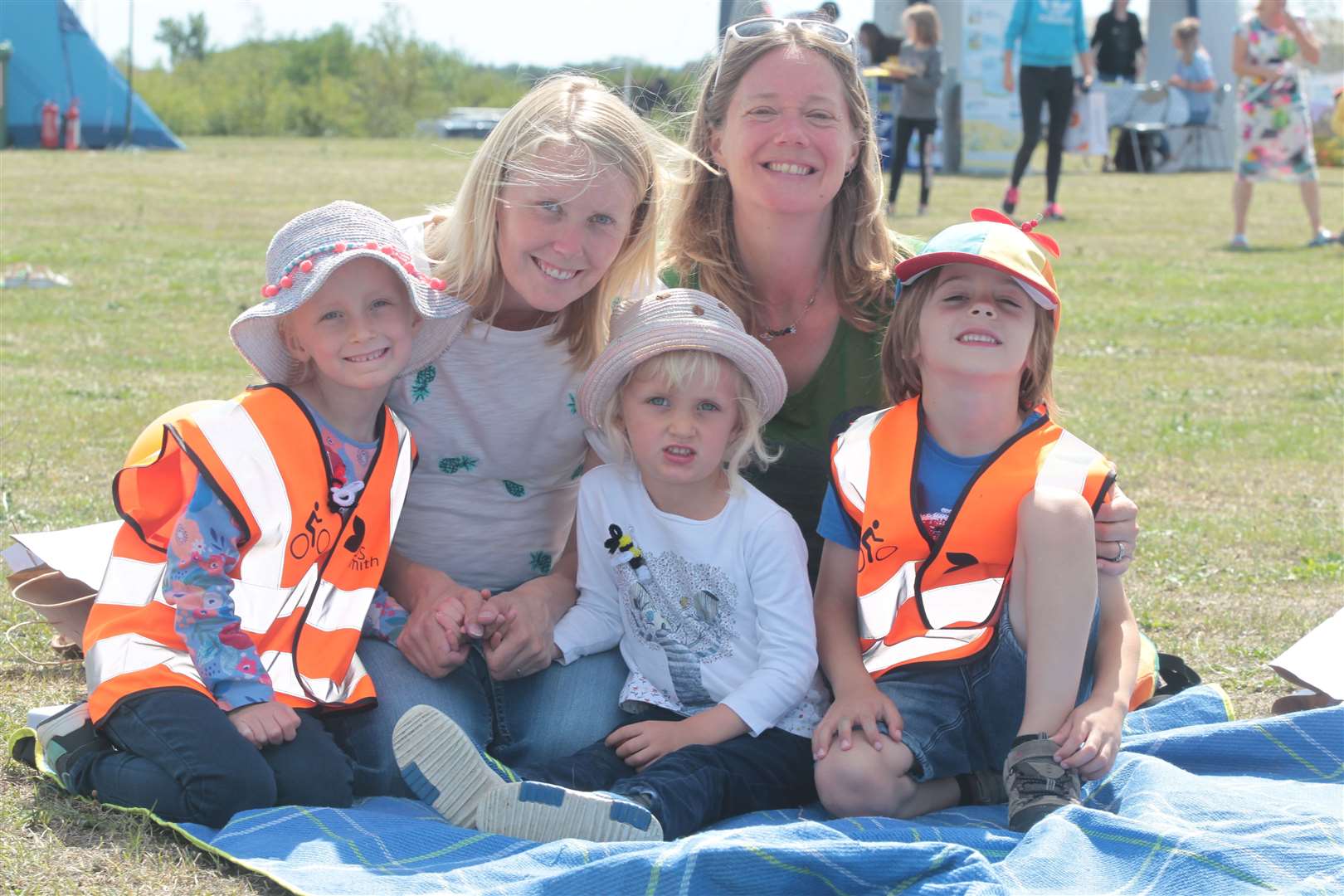 Families at Art in the Park in Milton Creek Country Park. Picture by: John Westhrop