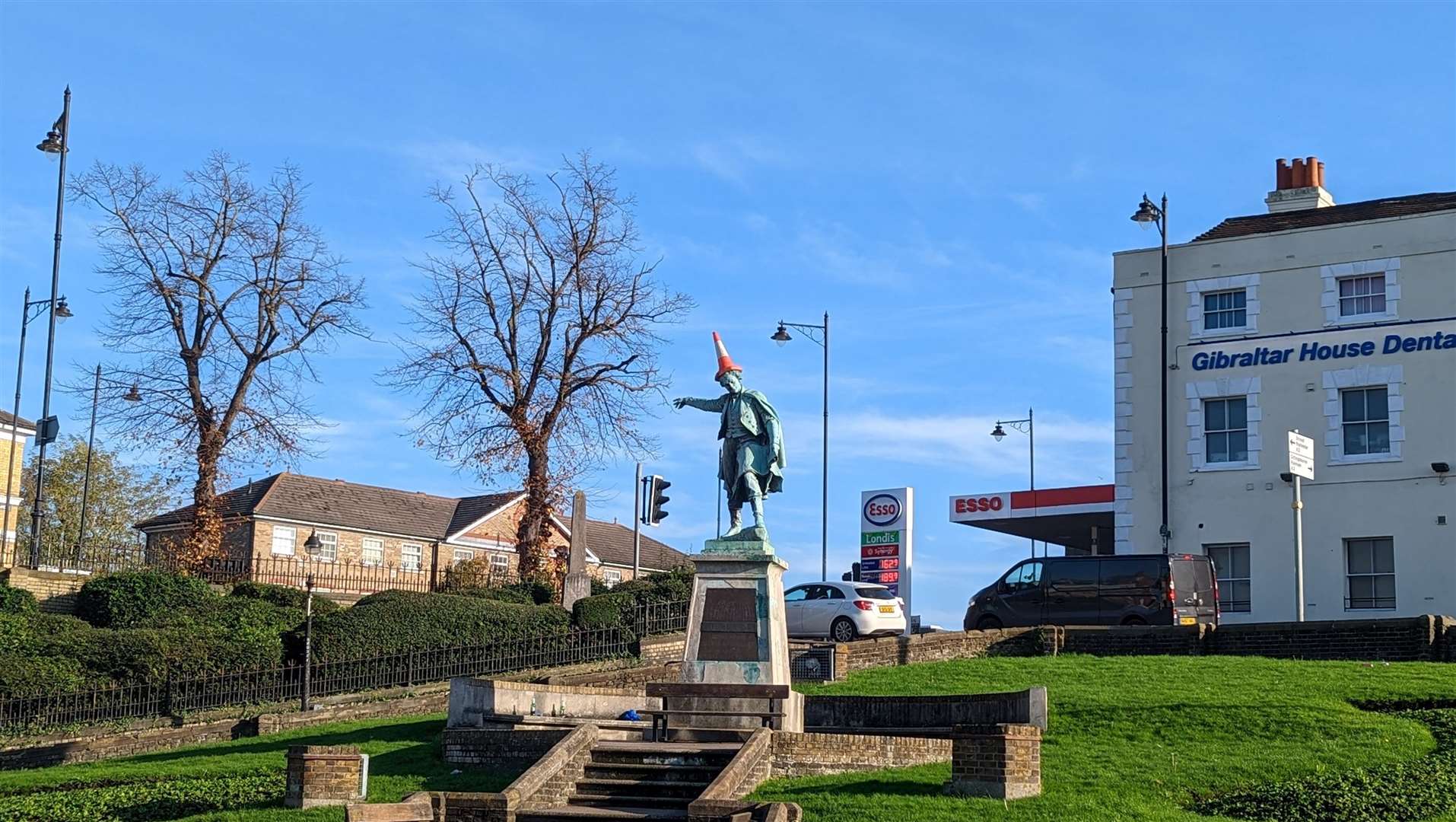 Thomas Waghorn points the way in Chatham